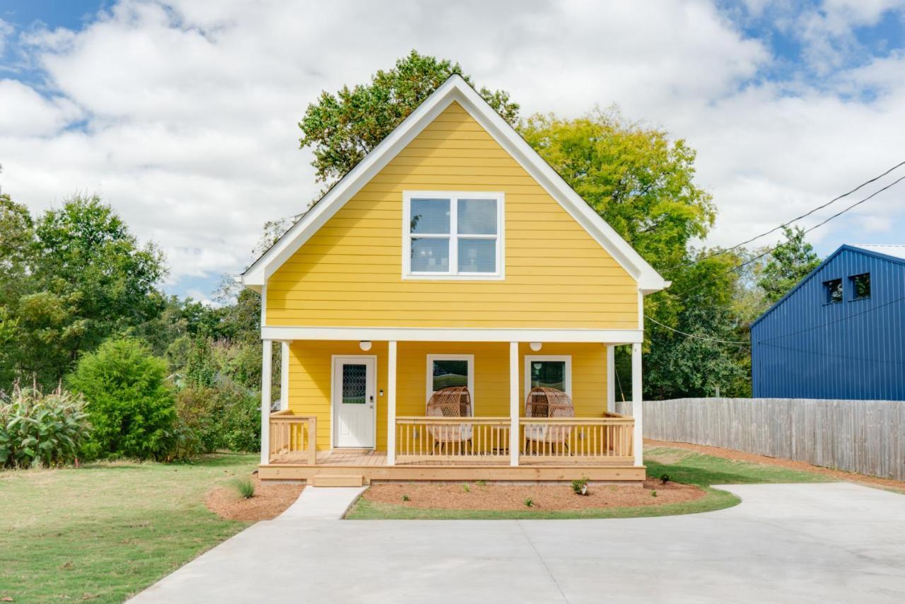 Modern Getaway Home Near Uga Arch Athens Exteriör bild